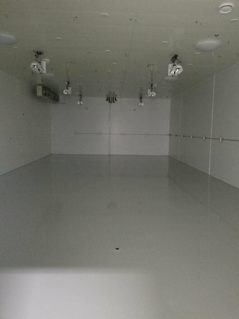 photo of a white concrete epoxy floor